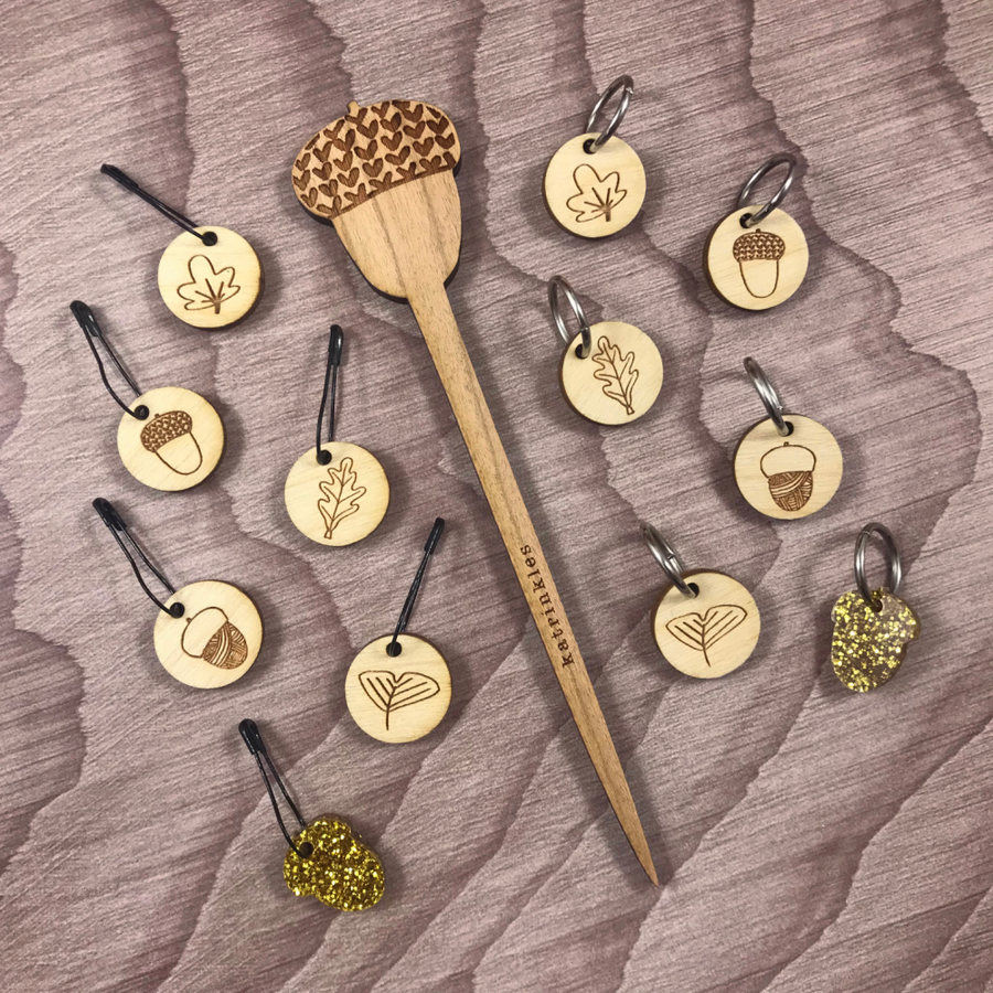Katrinkles Acorn Shawl Stick