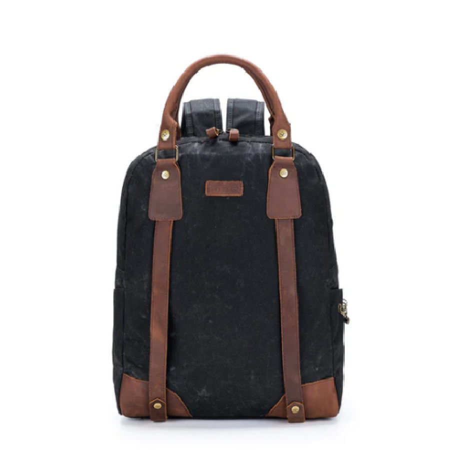 della Q Maker's Canvas Backpack