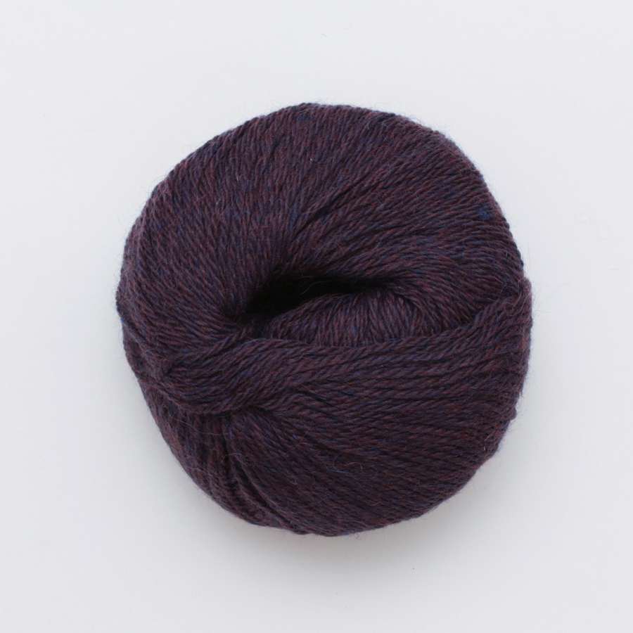 Universal Yarn Fawning