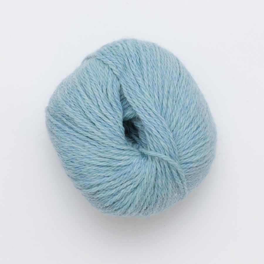 Universal Yarn Fawning