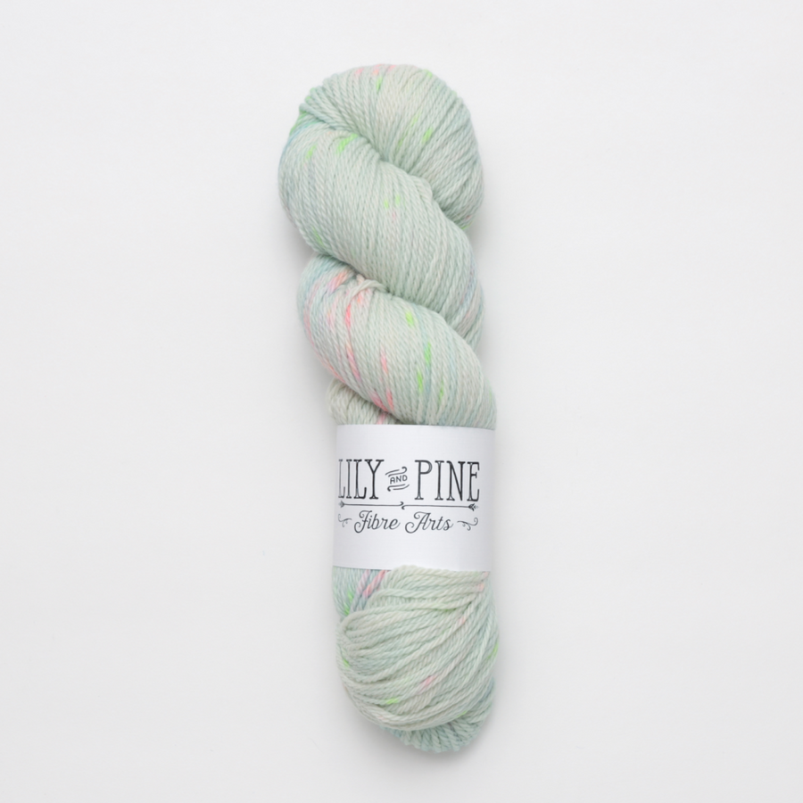 Lily & Pine Sunflower DK