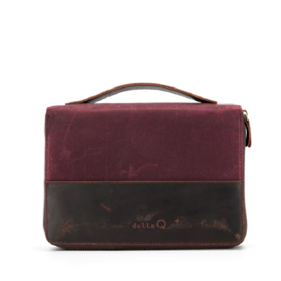 della Q Maker's Canvas Portfolio